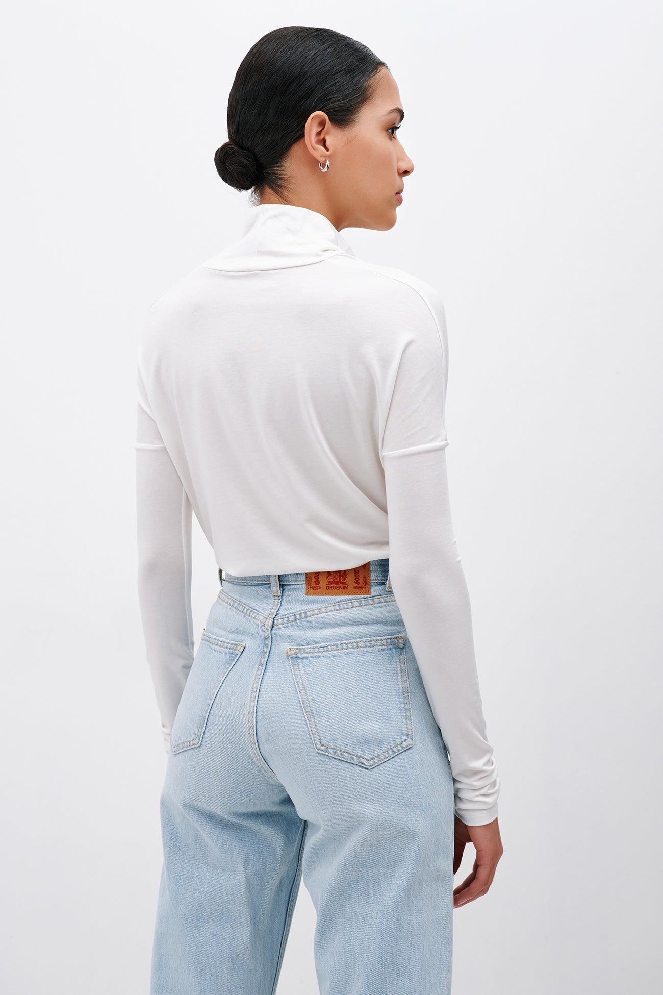 #Off White