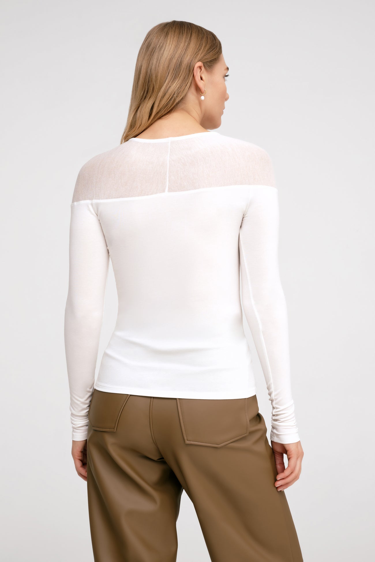 #Off White