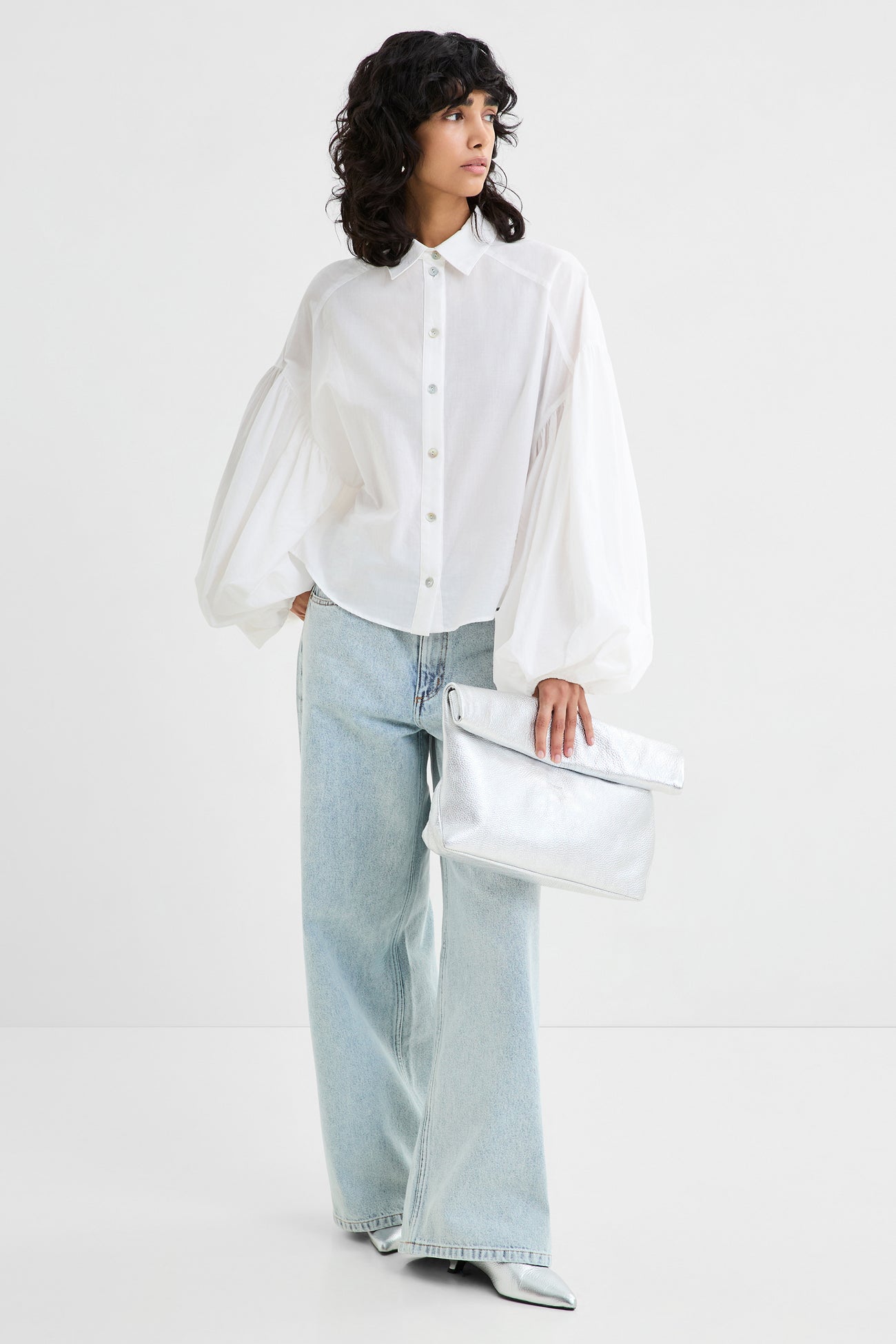 #Off White