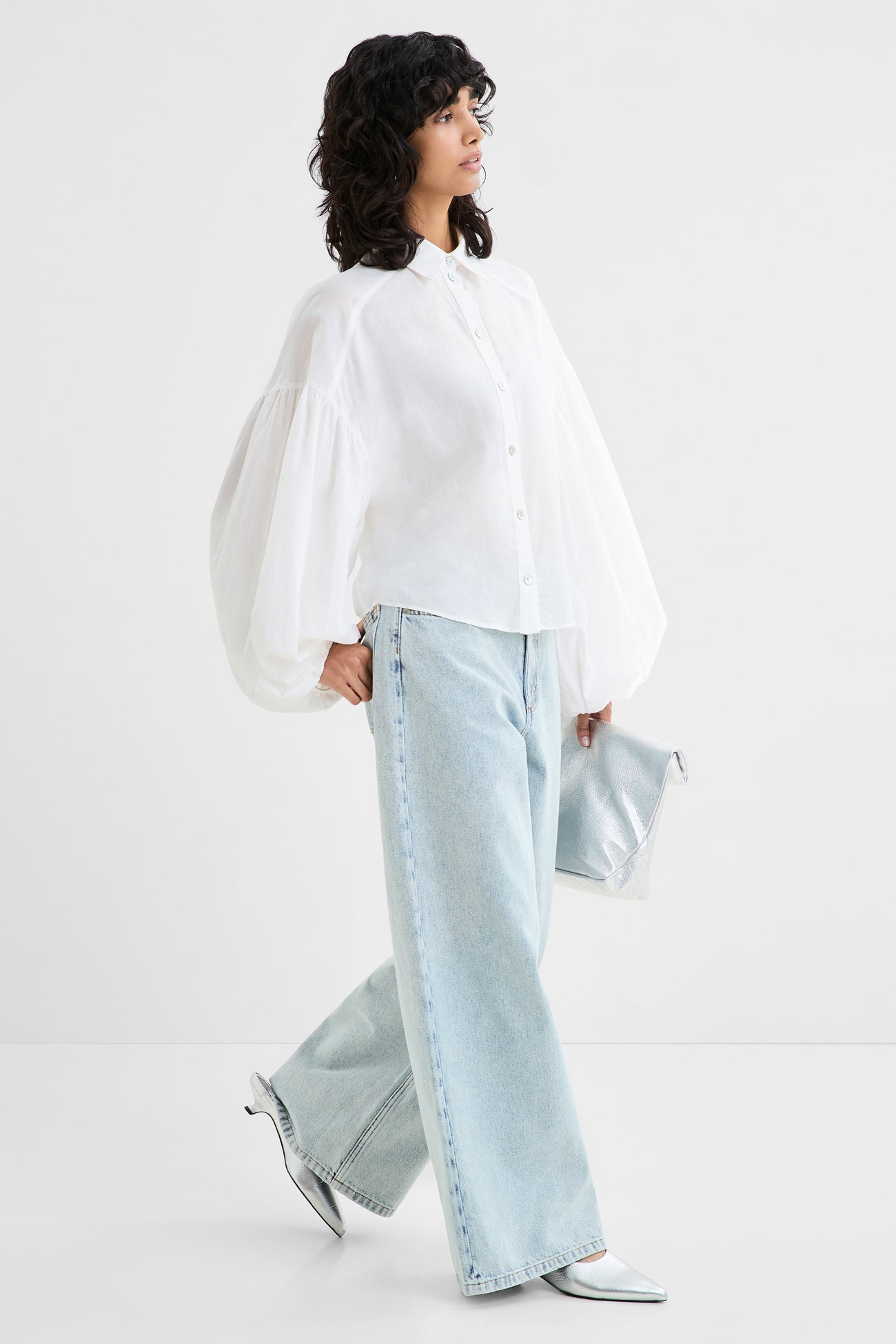 #Off White