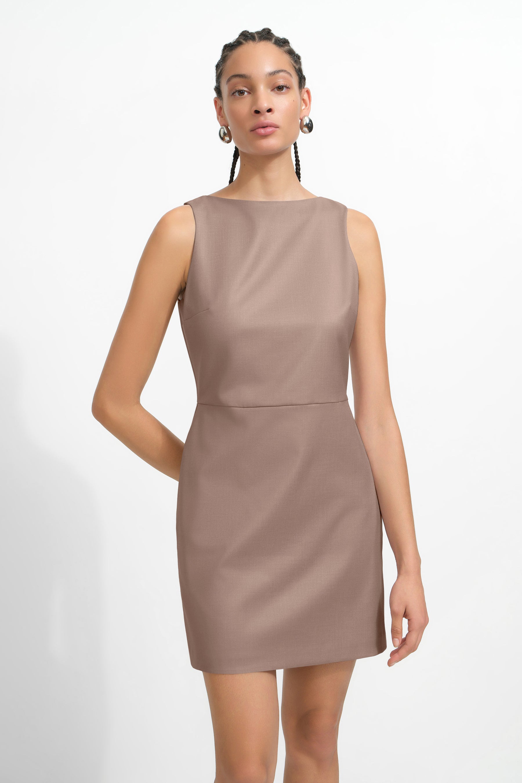 #Taupe