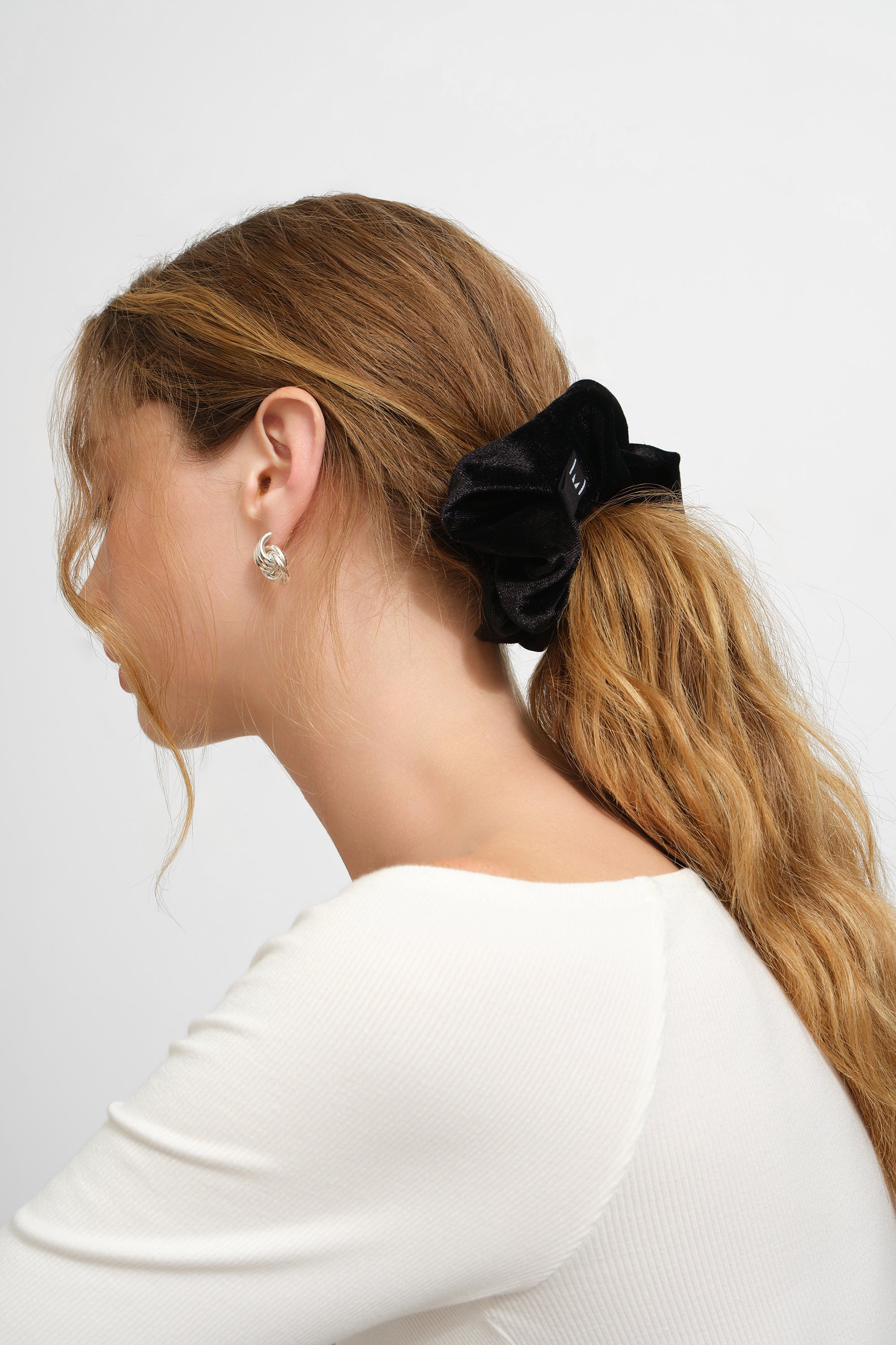 Free Gift — Nikki Scrunchie Set