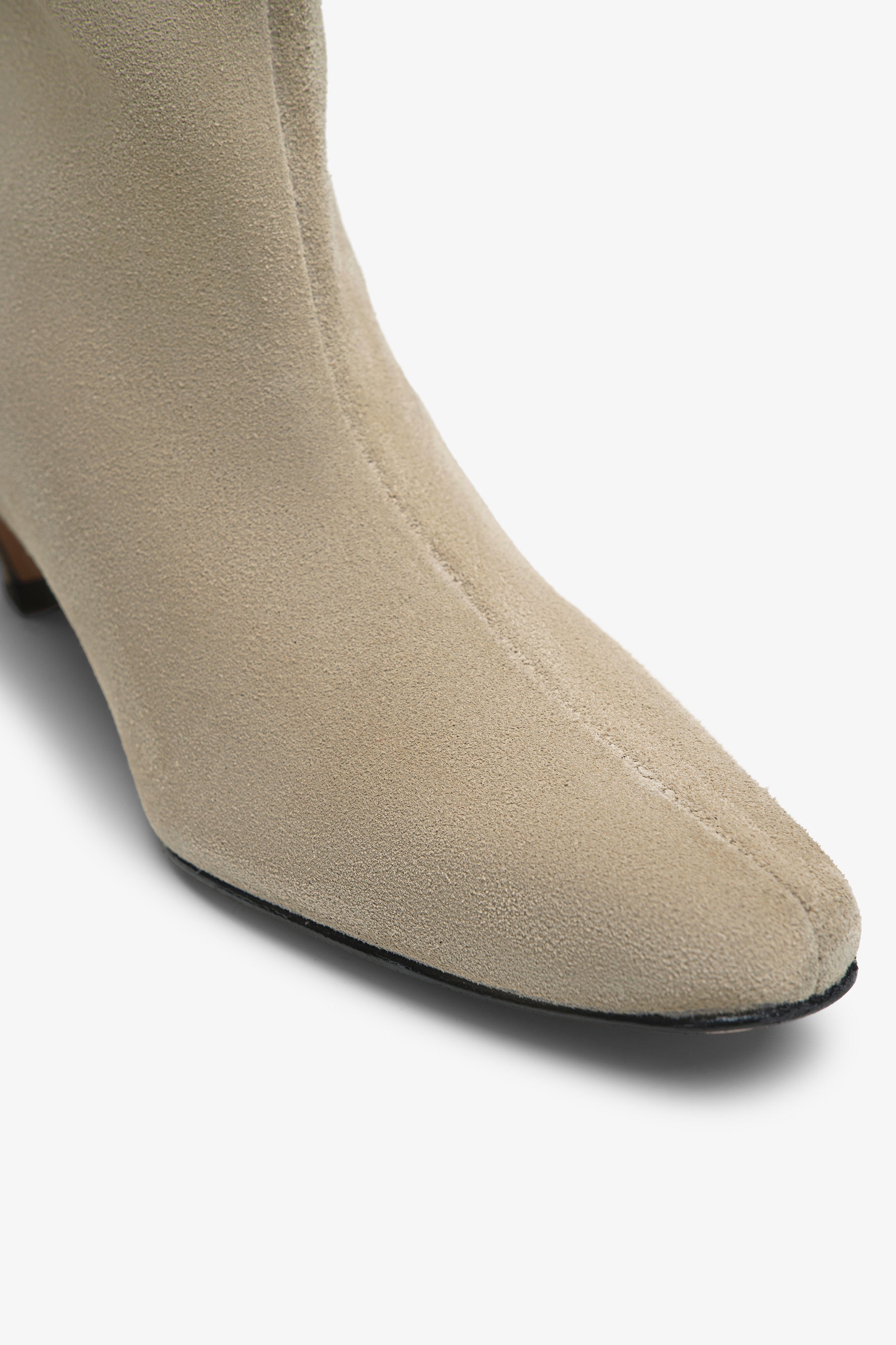 #Cereal Suede