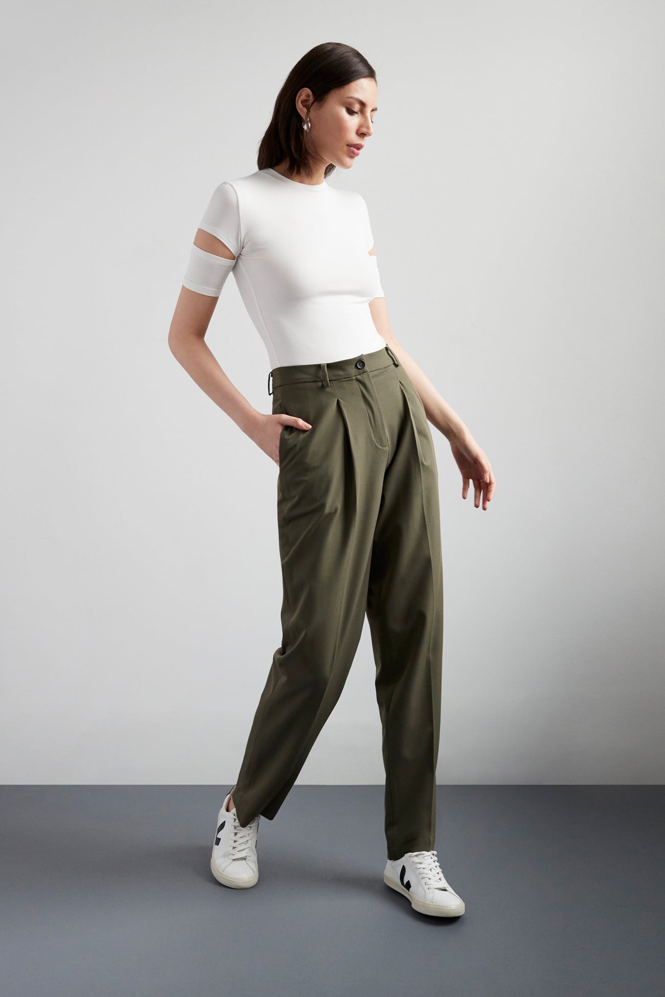 Banana Crepe Olive Skin Fit Multi Pleated Trouser