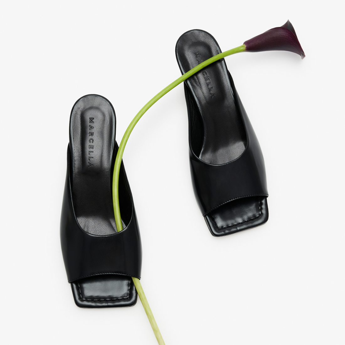 Spazzolato Leather Spotlight