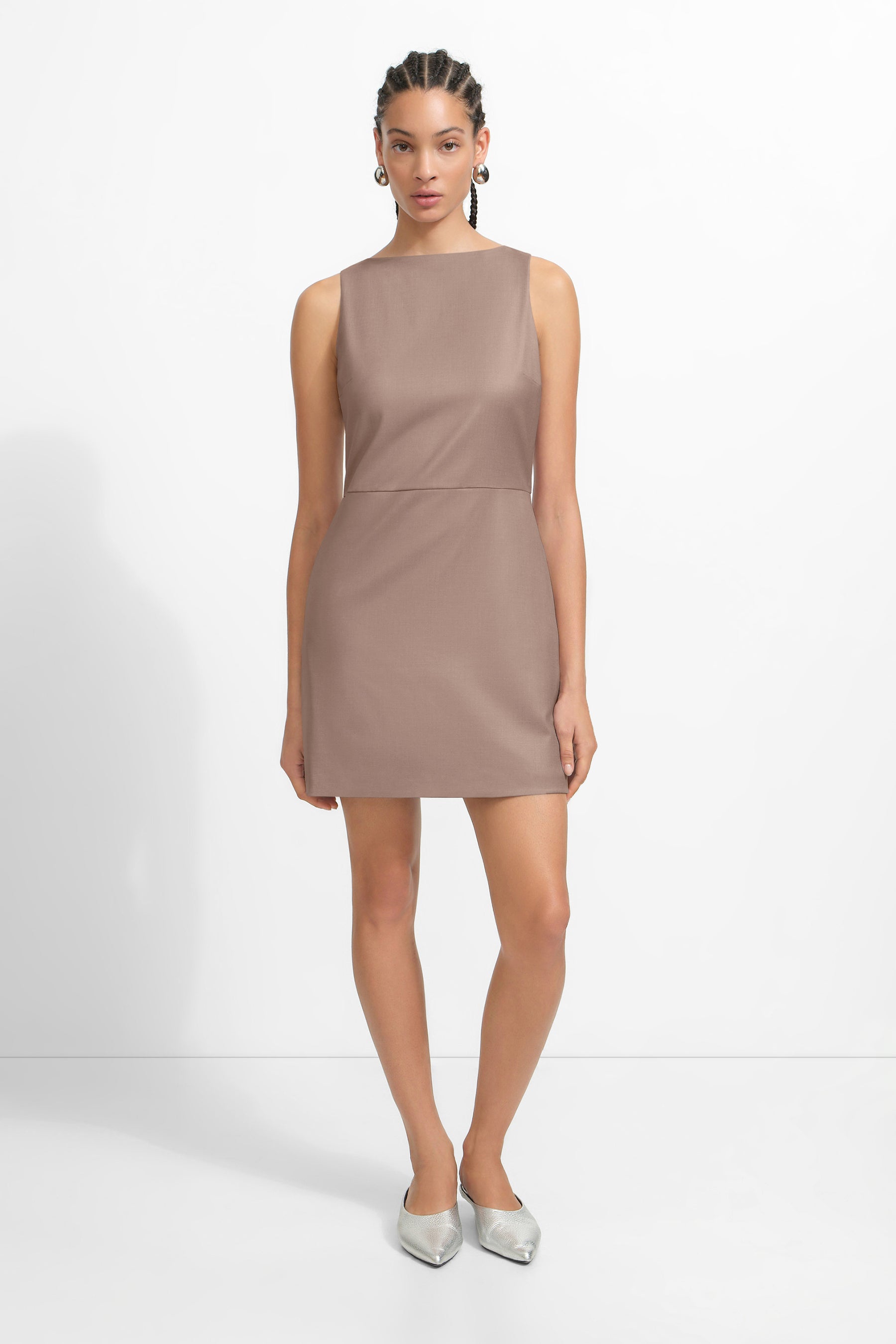 #Taupe