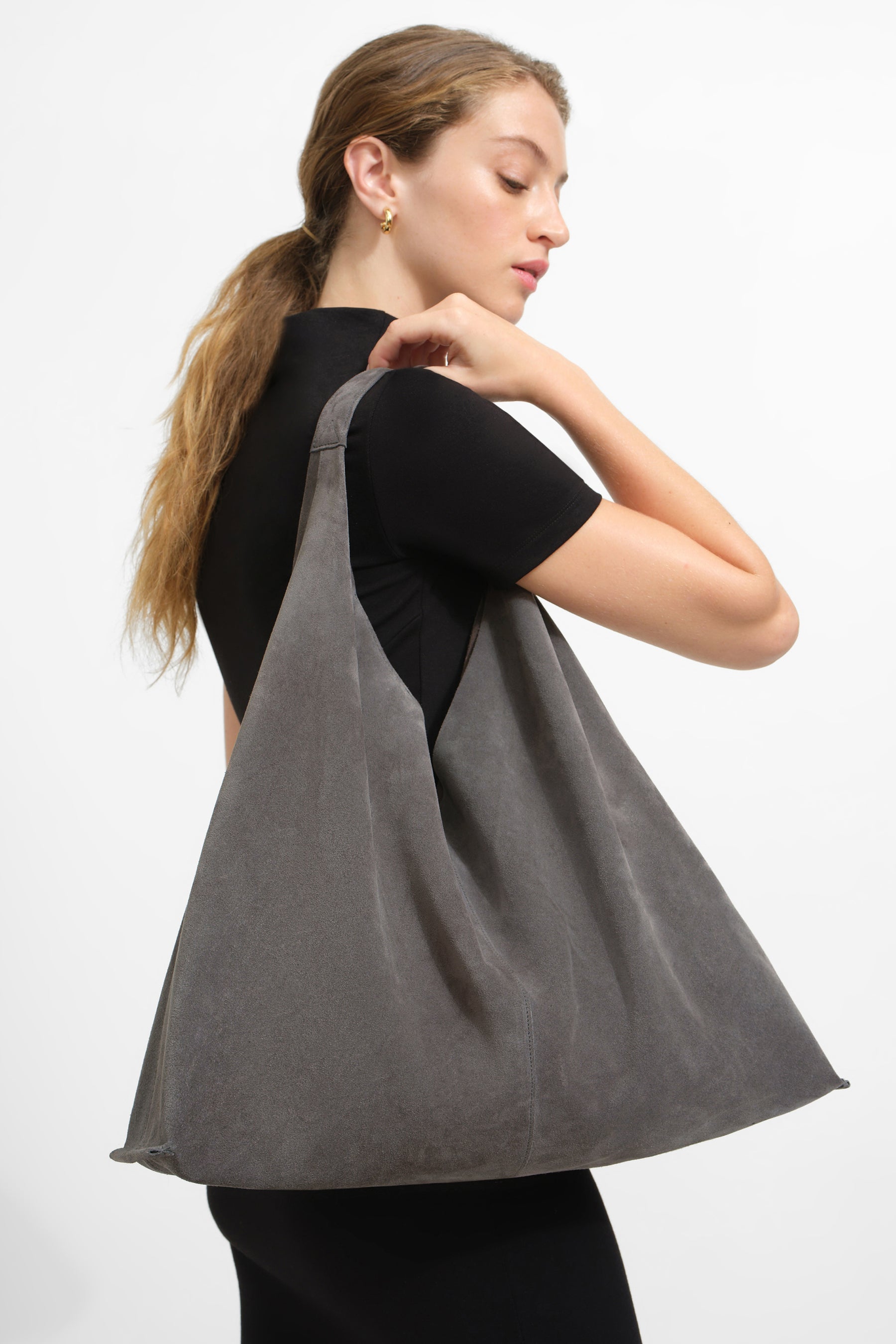 #Anthracite Suede