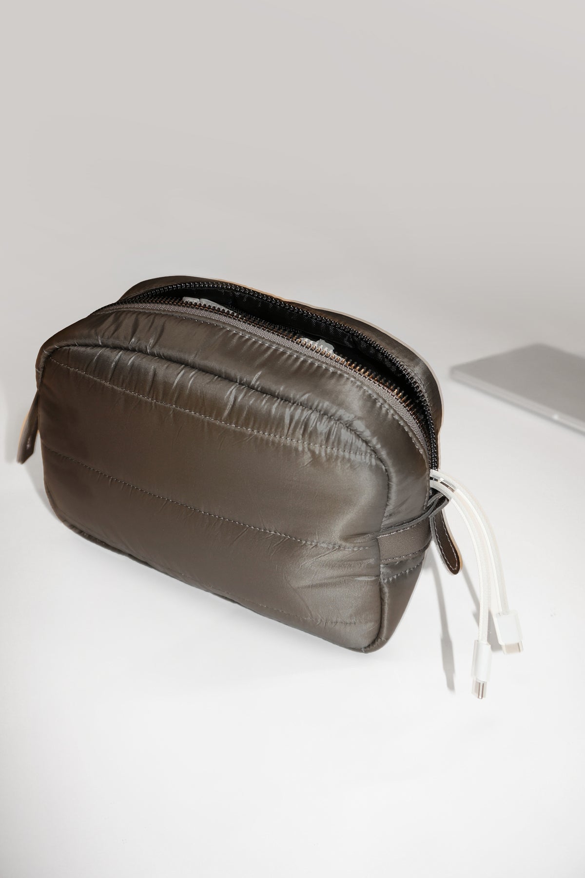 Free Gift — Blythe Puffer Pouch
