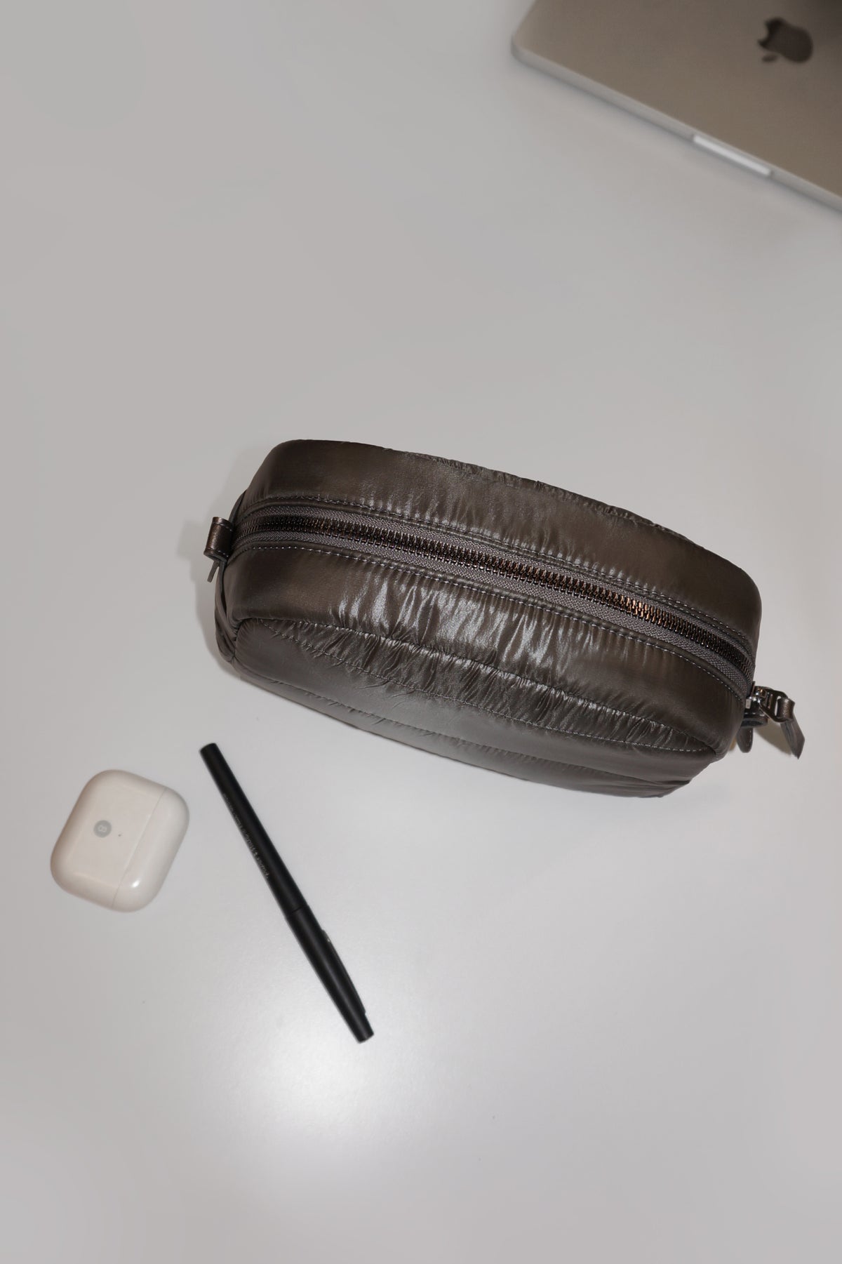 Free Gift — Blythe Puffer Pouch