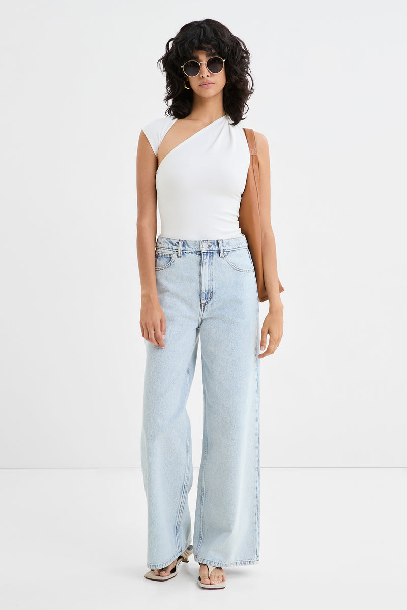 #Off White