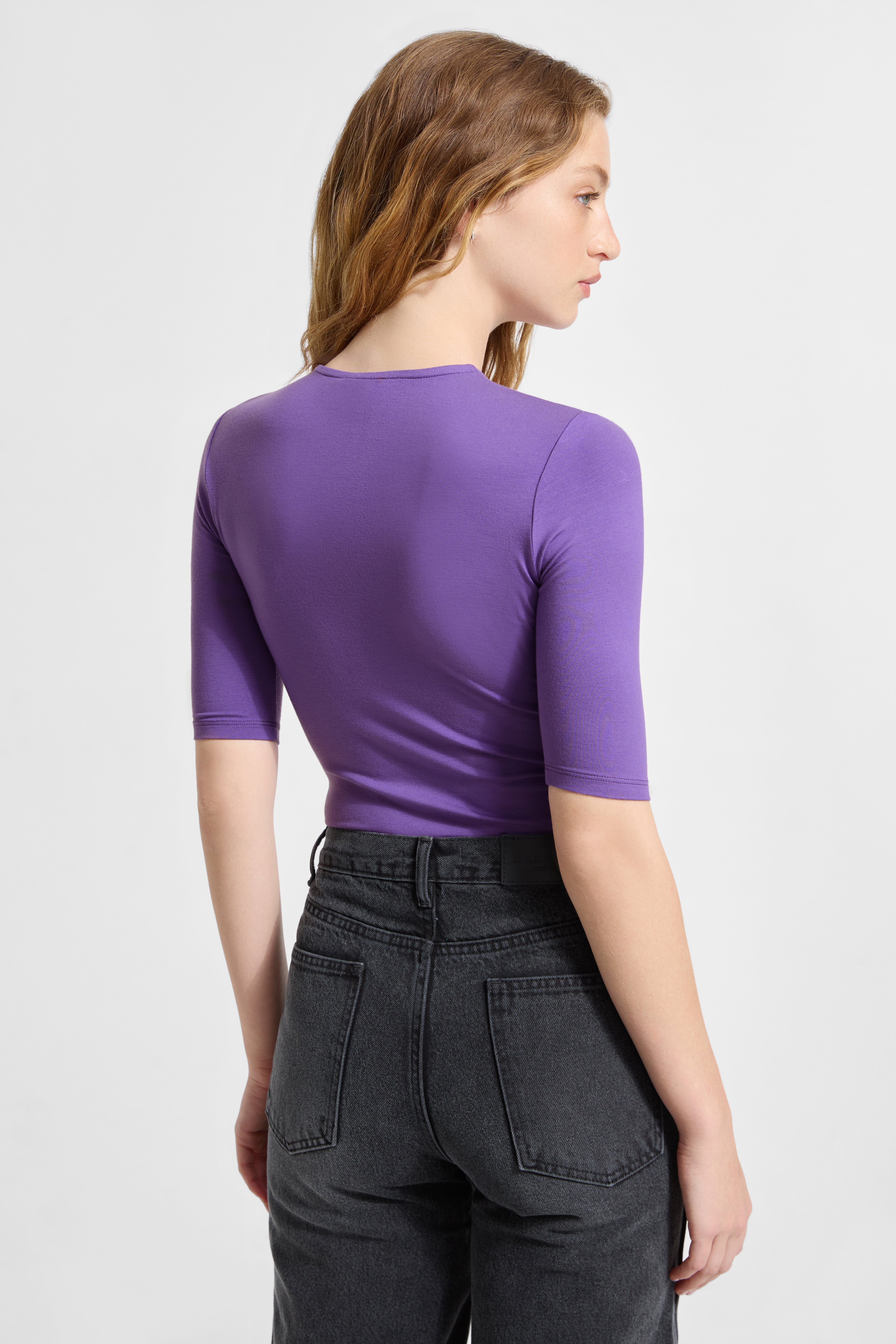 #Violet