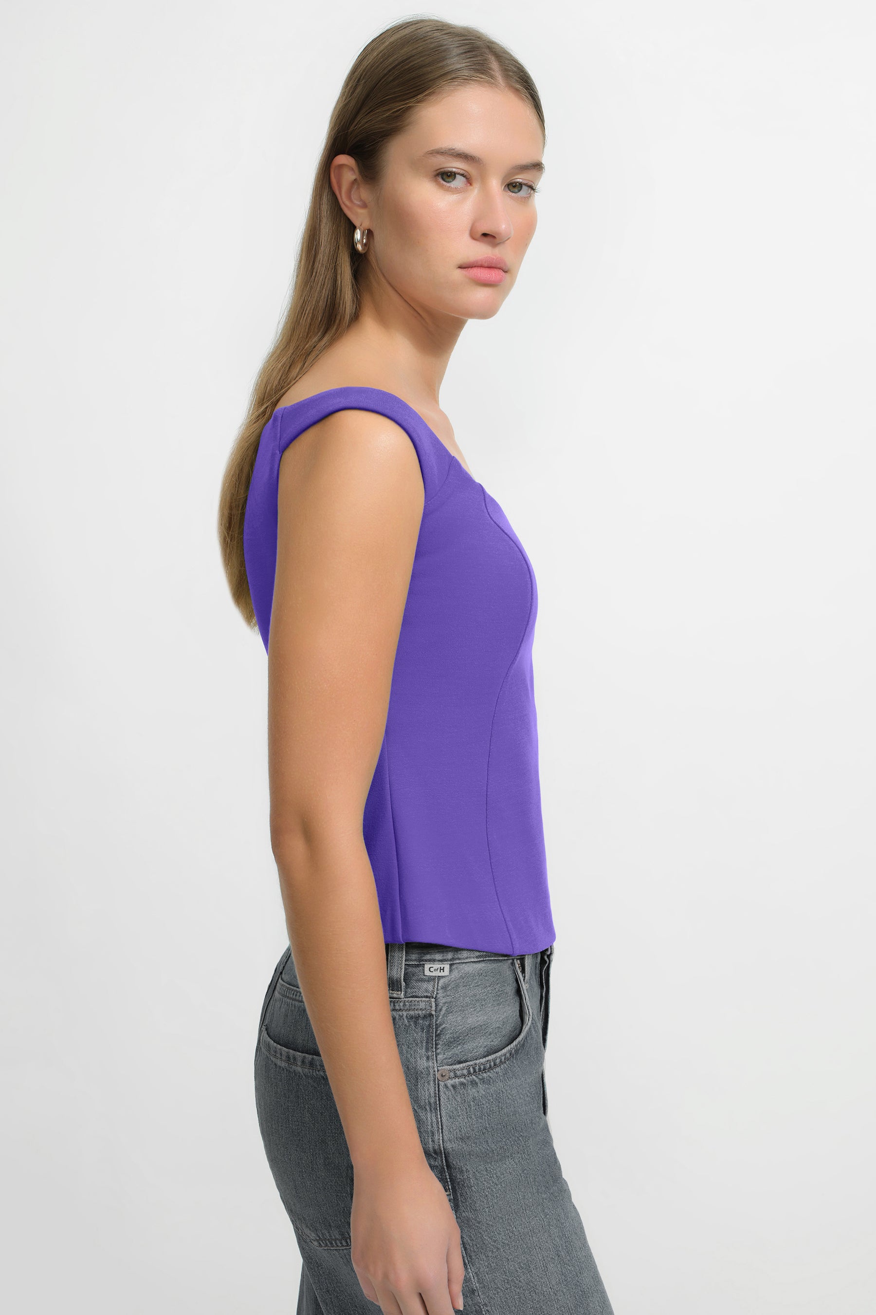 #Violet