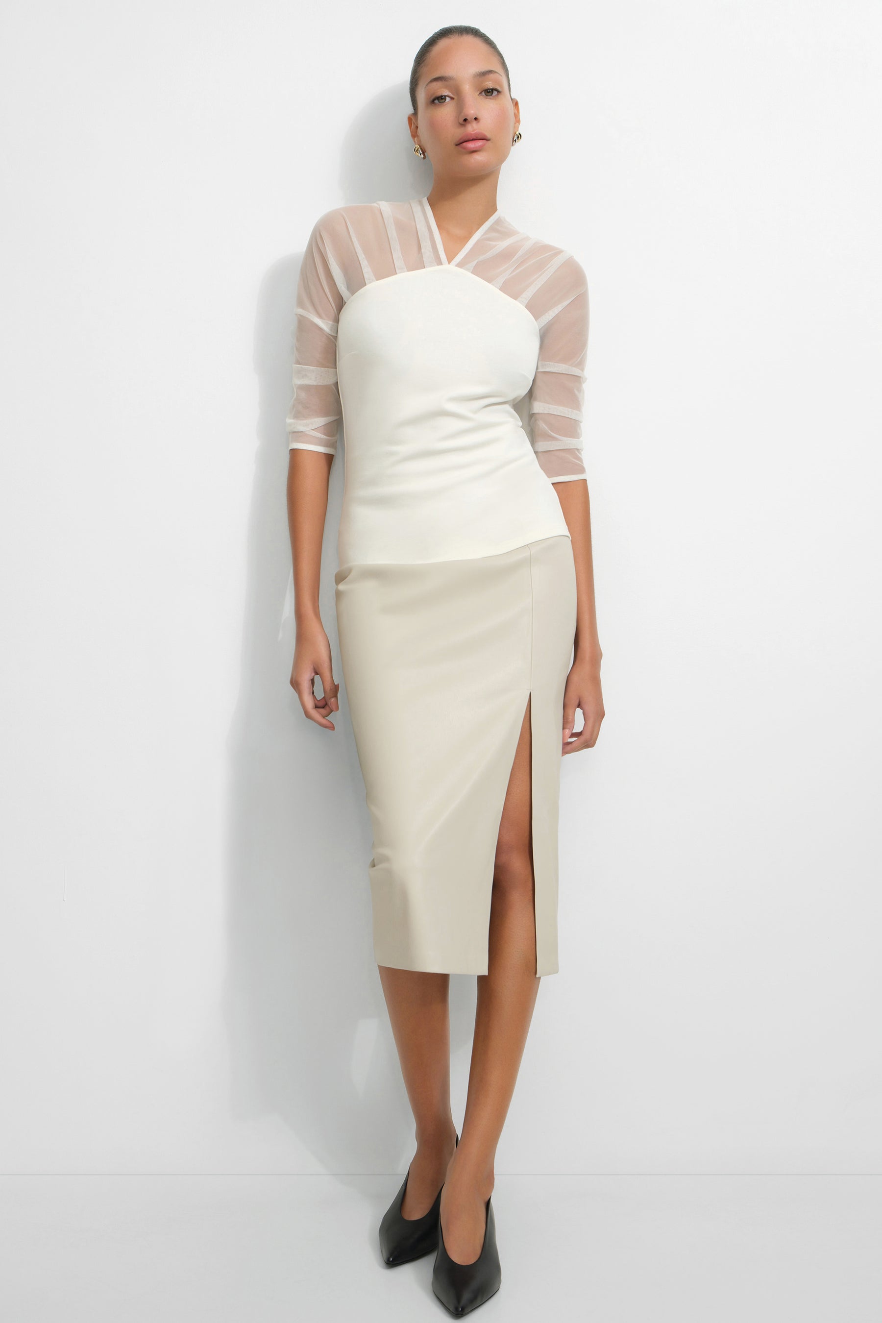 #Off White