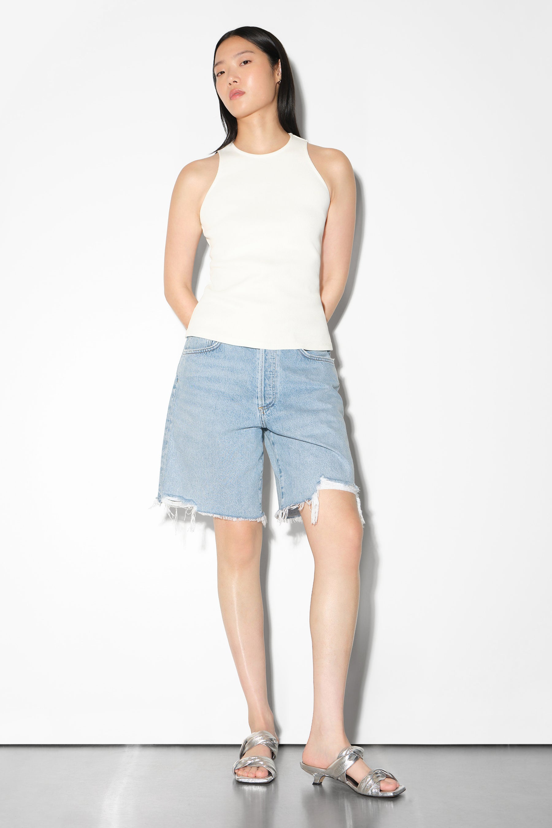 #Off White