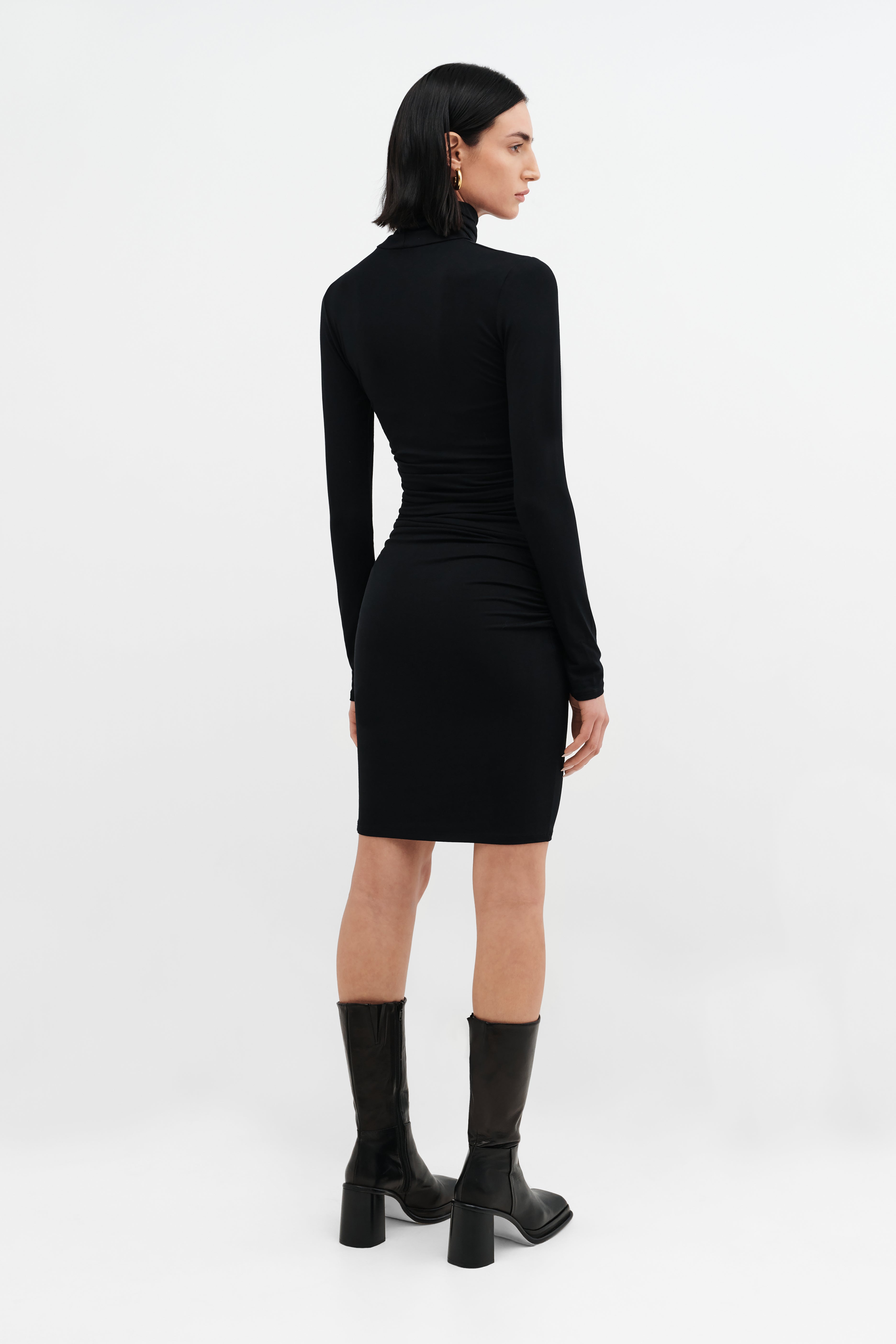 Marcella | Phoebe Long Sleeve Dress in Black | Women's Size 2XL | Sustainable European Jersey | Spring and Summer Clothing Marcella | Phoebe Long Sleeve Dress in Black | Women's Size 2XL | Sustainable European Jersey | Spring and Summer Clothing