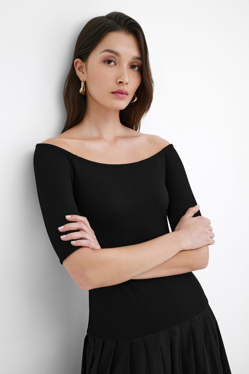 Black Boatneck Half-Sleeve Dress w Full Skirt