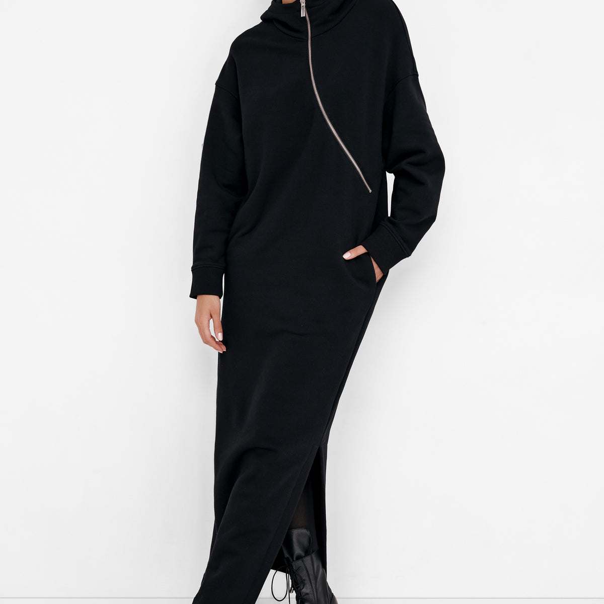 Marcella | Pell Long Sleeve Sweatshirt Dress in Black | Women's Size Medium | Midweight French Terry
