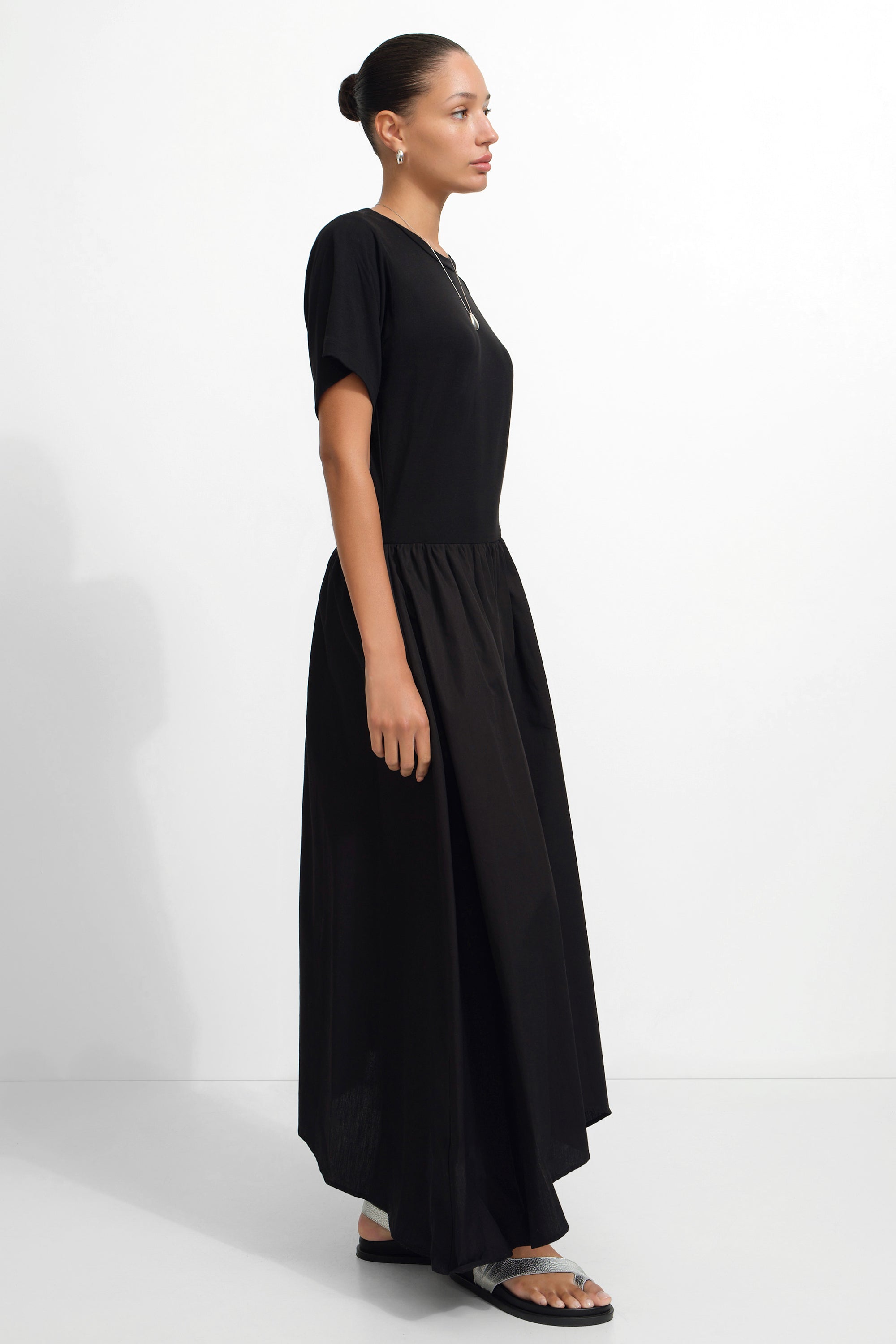 Short-Sleeve Casual Black Maxi Dress - Auden Dress