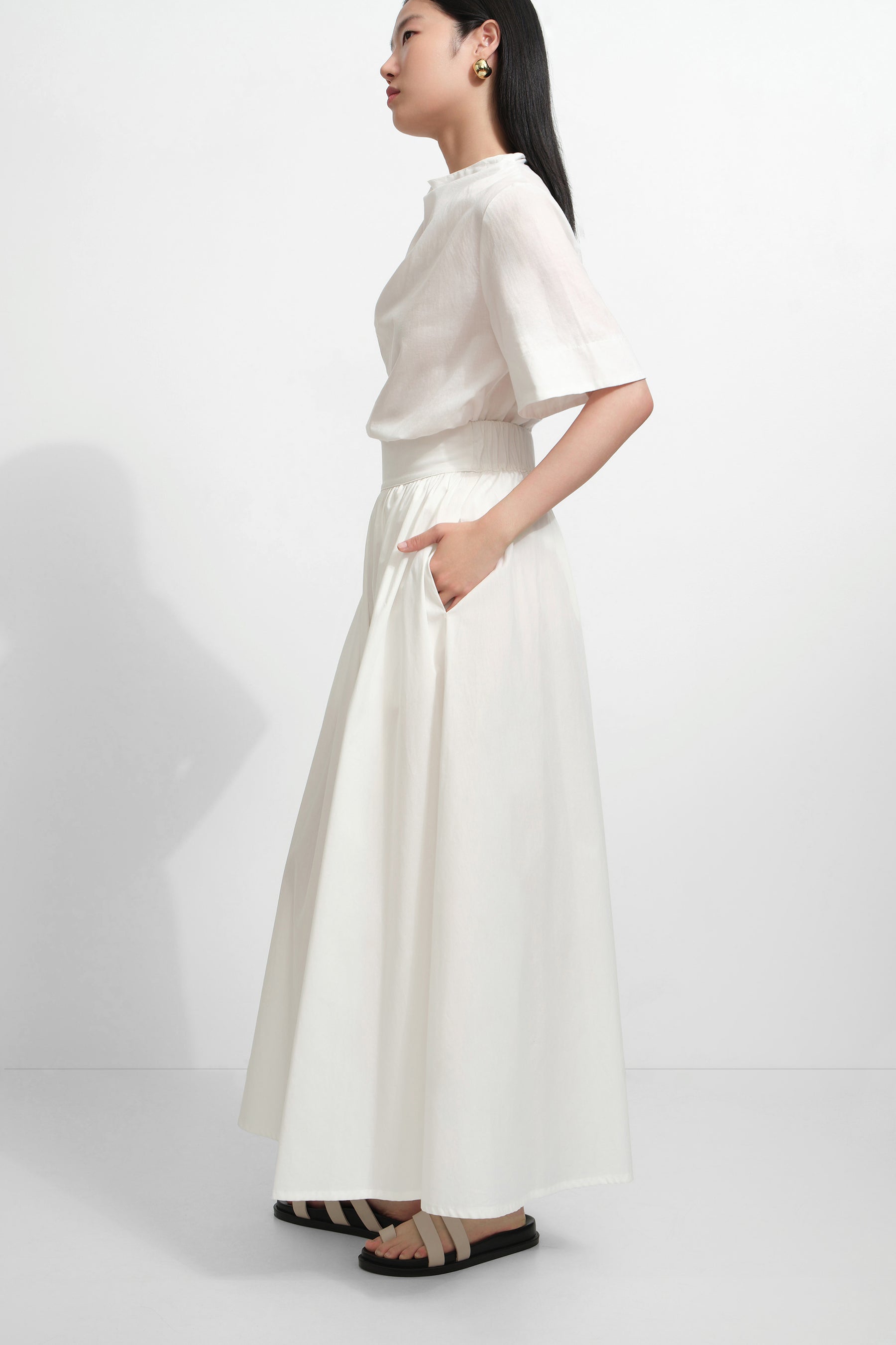 #Off White