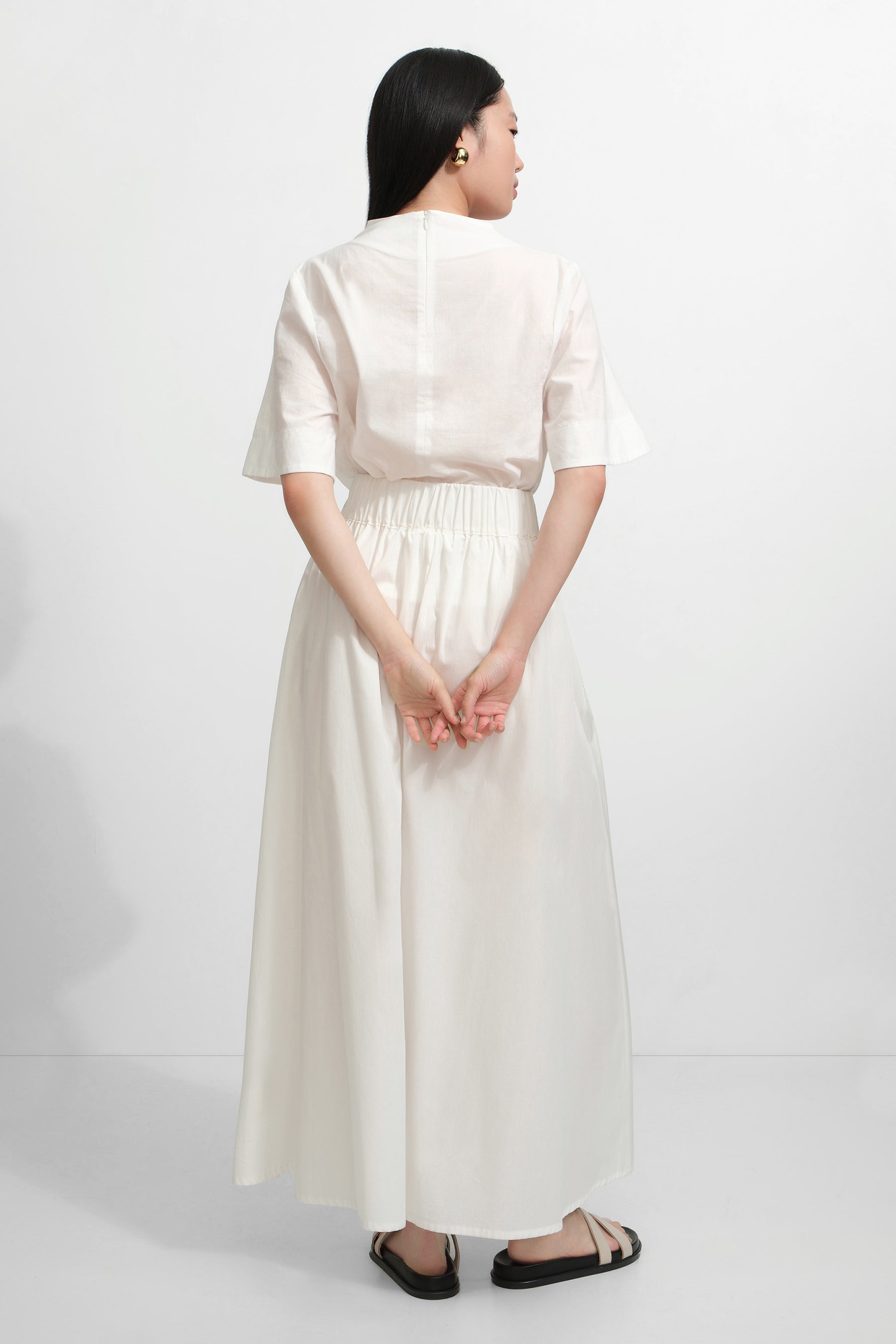#Off White