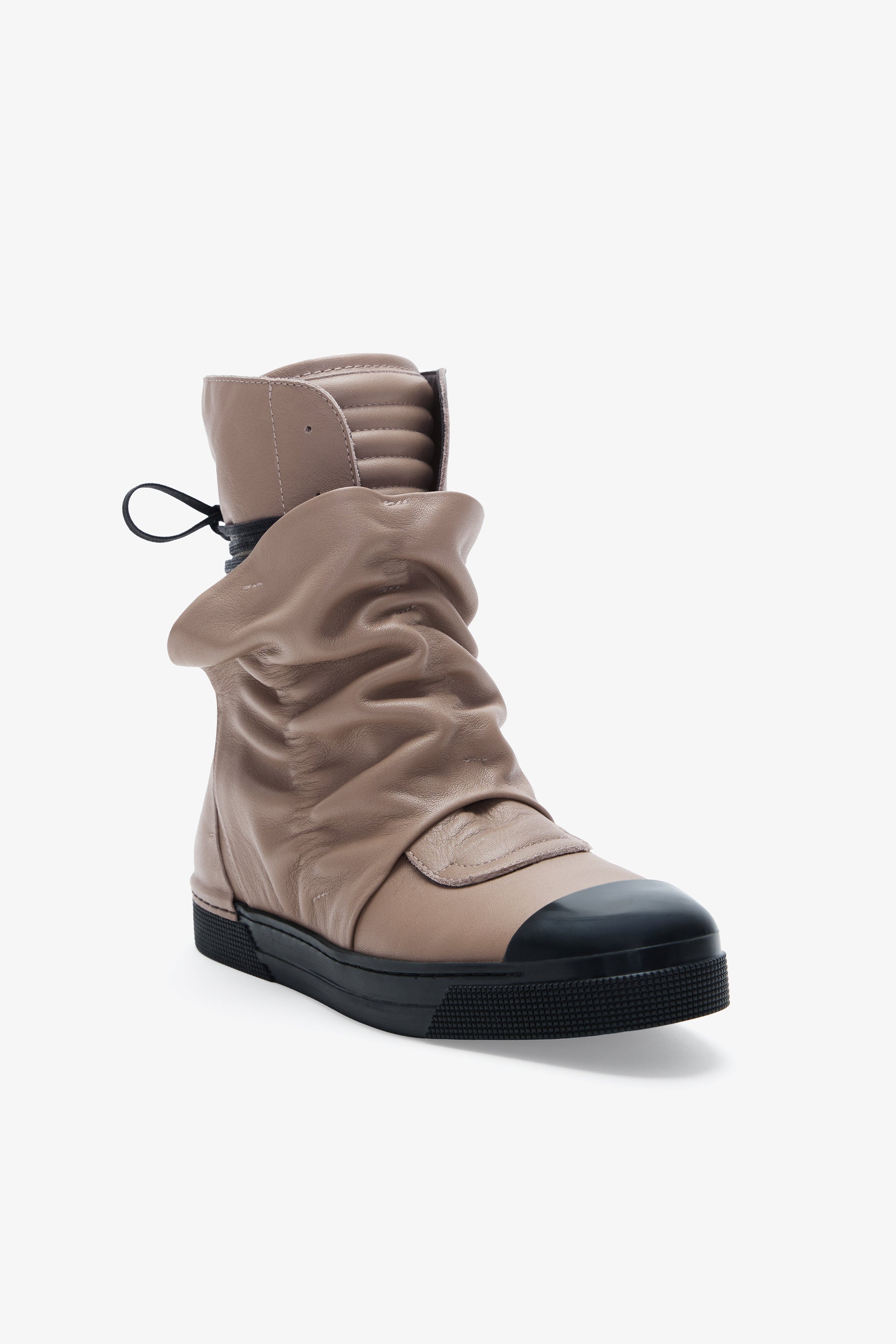 #Taupe