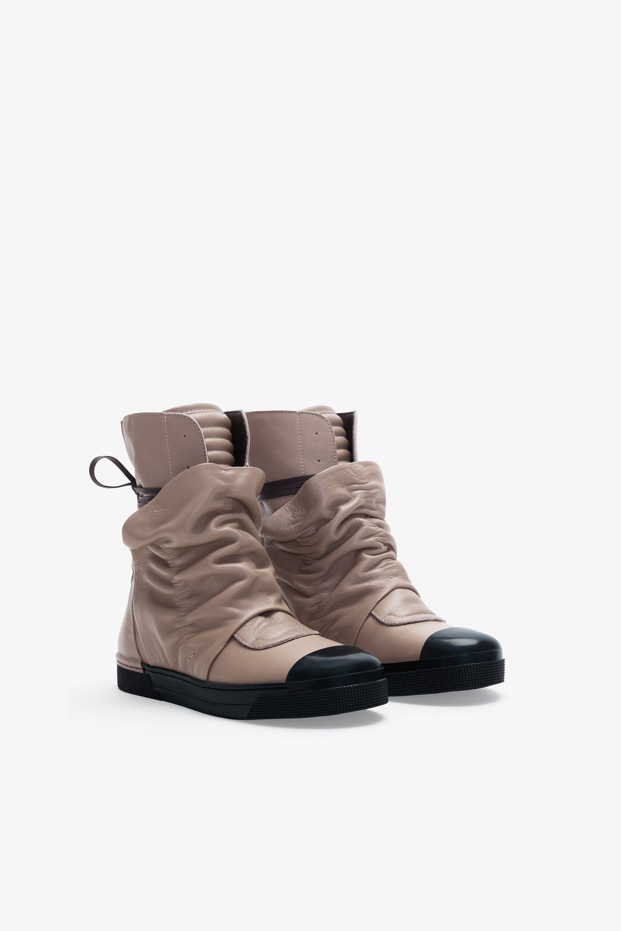 #Taupe
