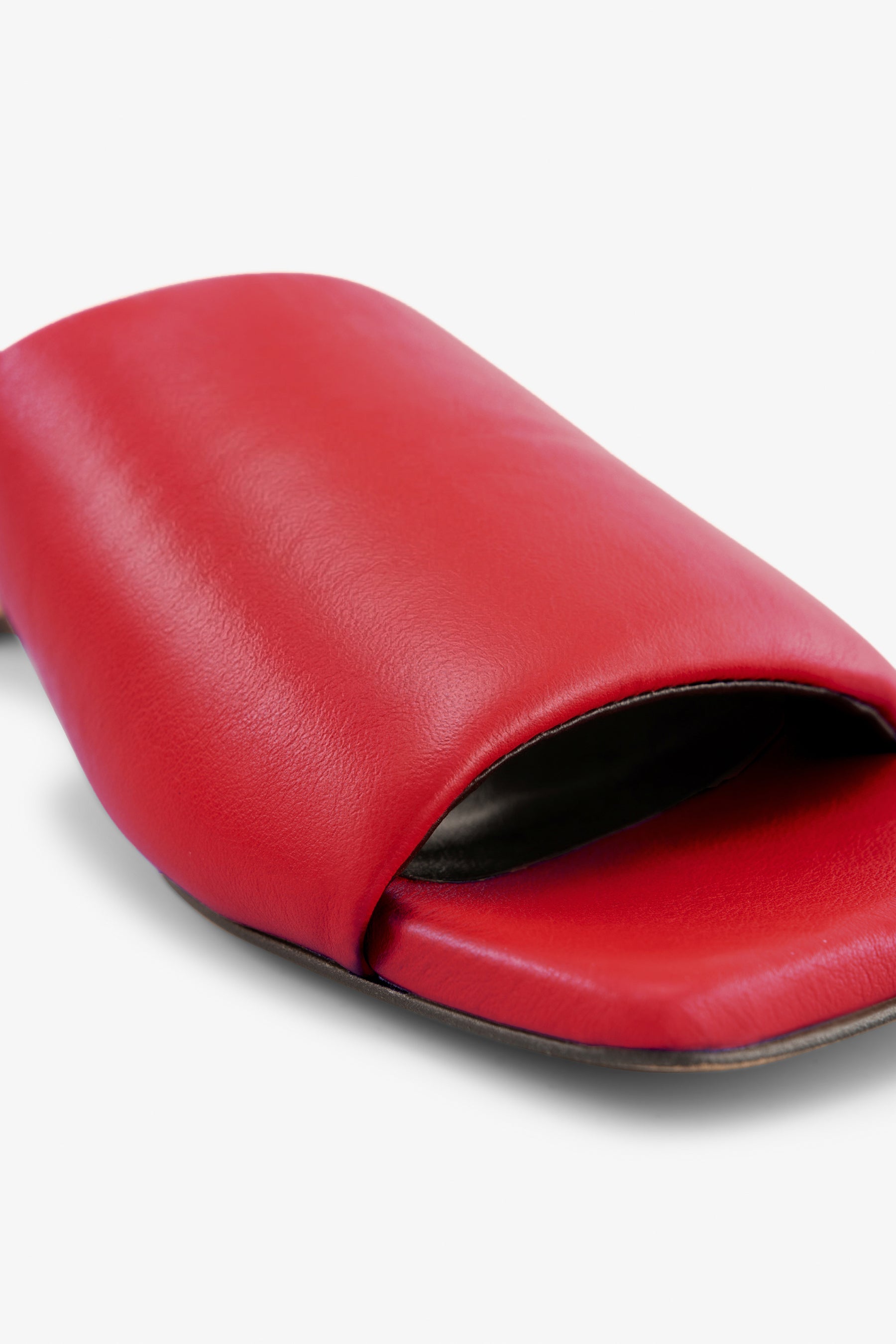 #Red