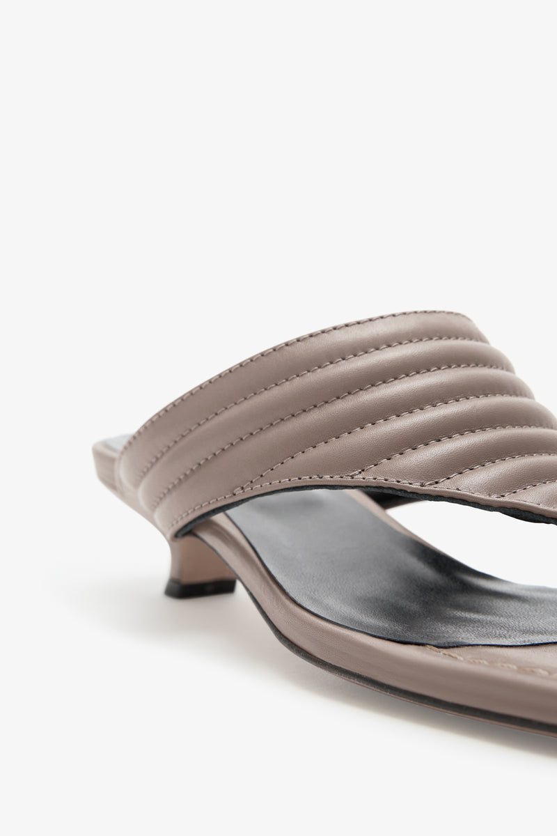 #Taupe