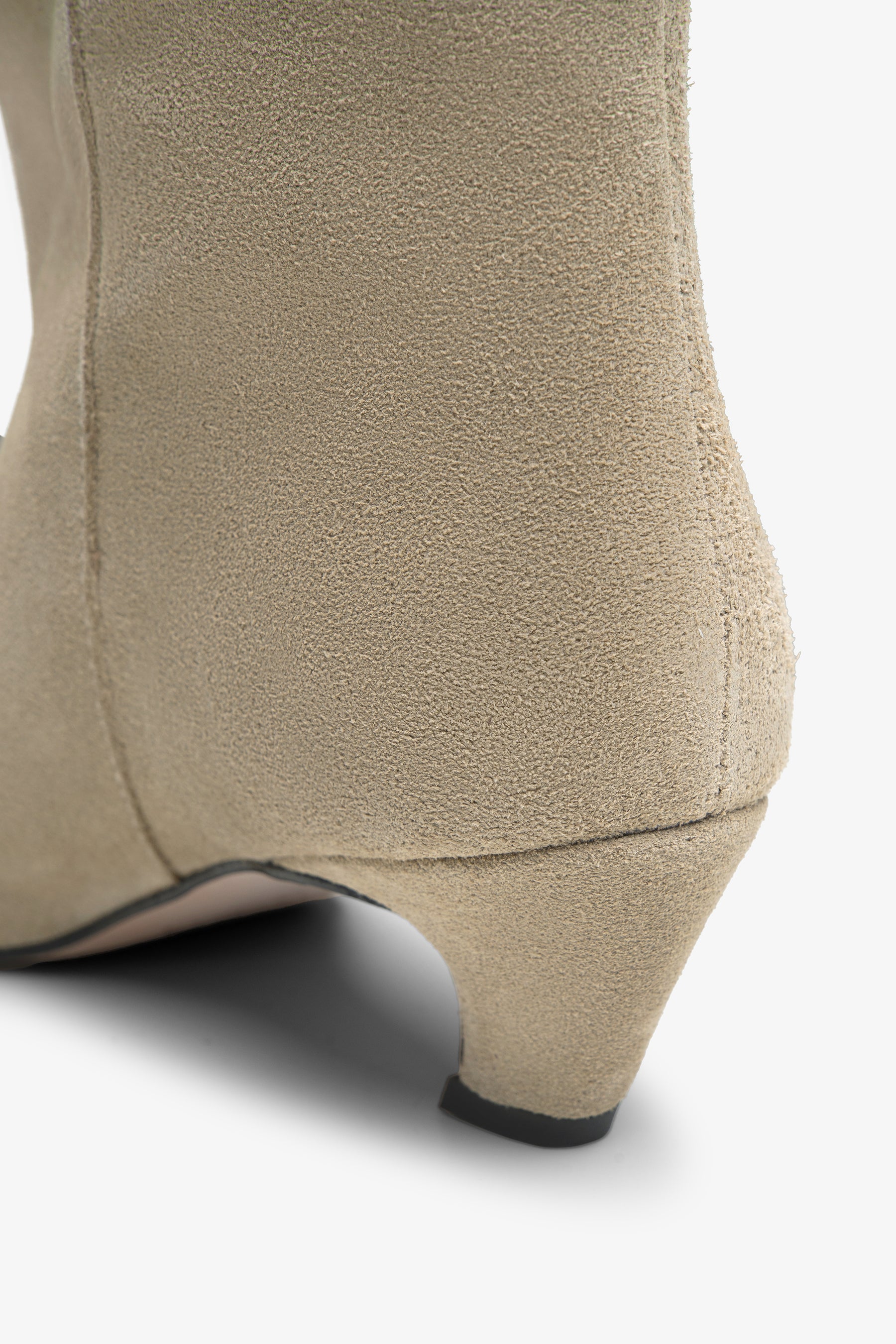#Cereal Suede