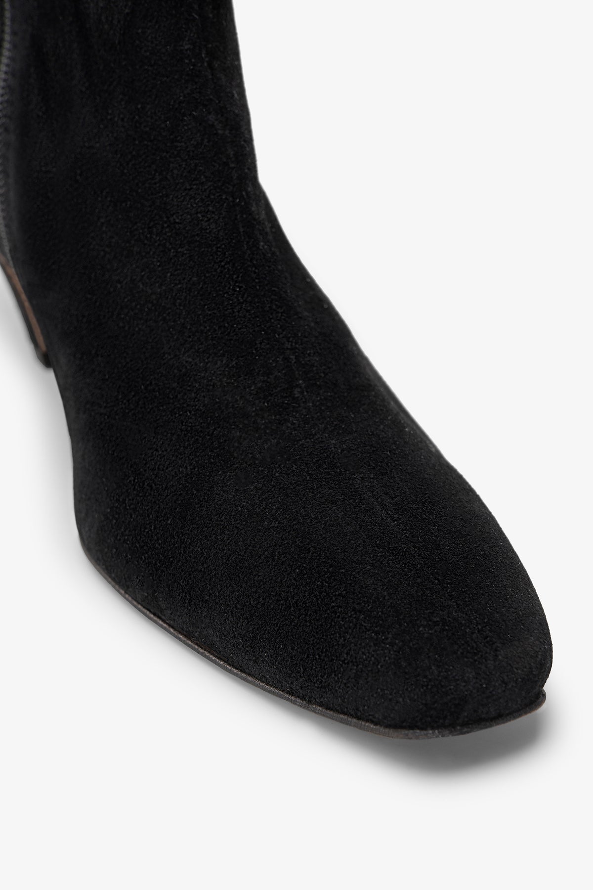 #Black Suede