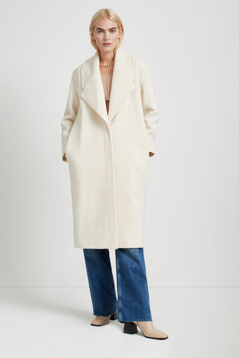 Elizabeth wool coat 2025