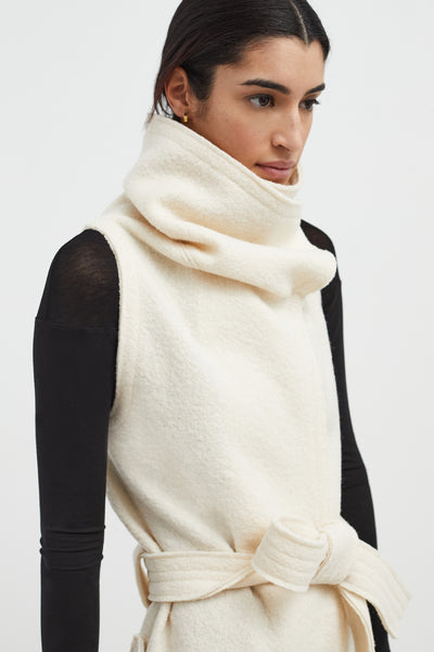 値下marge Wool & pleated taffeta vest Wool & pleated taffeta vest – OBLIGE