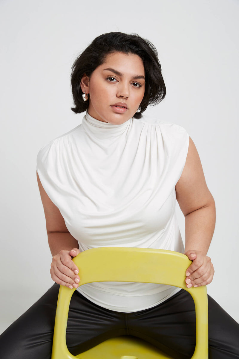 #Off White