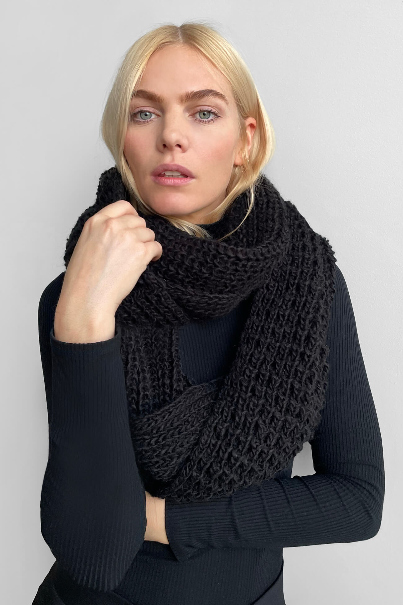 【BLACKPURPLE】24FW★ BP Crystal Multi Knit Scarf BLACKPURPLE】24FW☆ BP Crystal Multi Knit Scarf 818eKZ7RQ5L