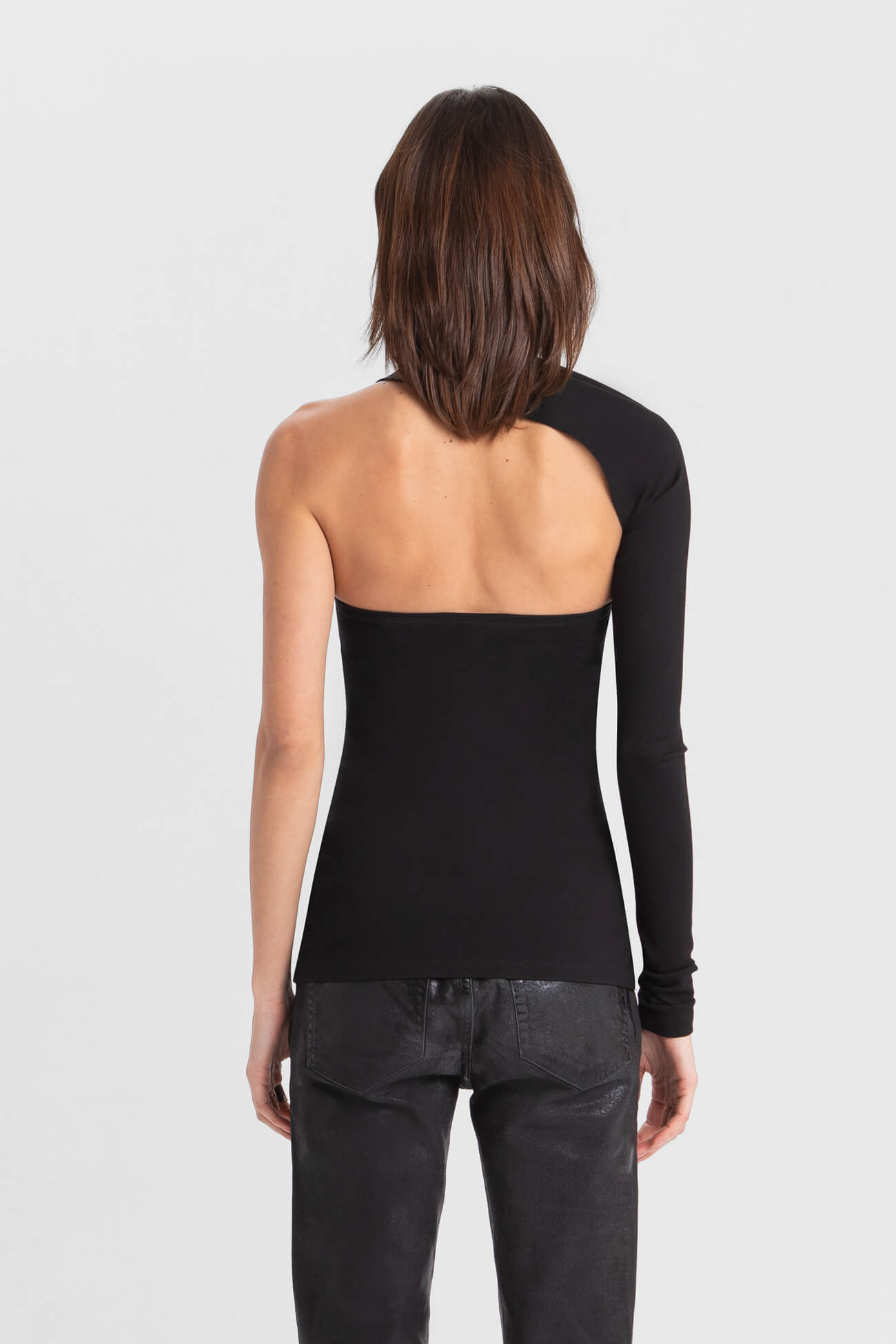 #Black Ponte